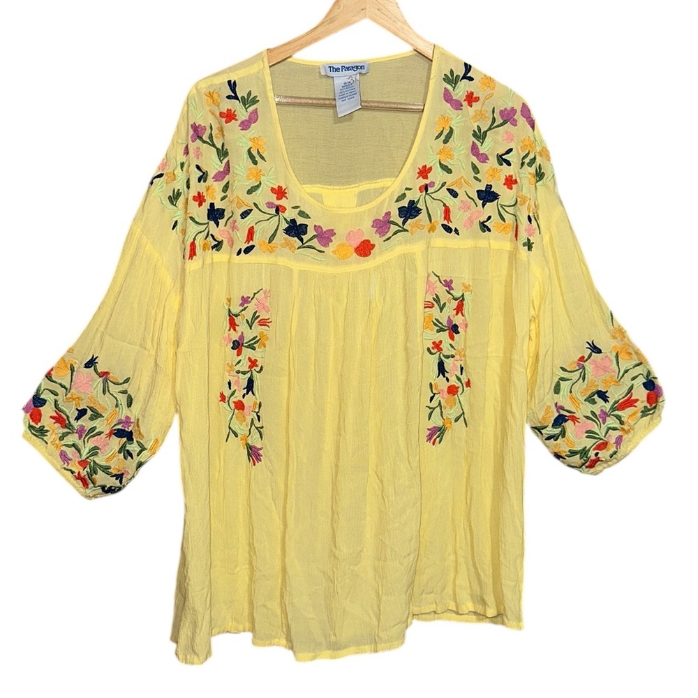 The Paragon yellow embroidered blouse 3/4 sleeves 100% Rayon One Size